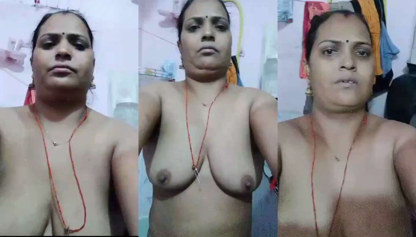 Mature village bhabhi nude sex