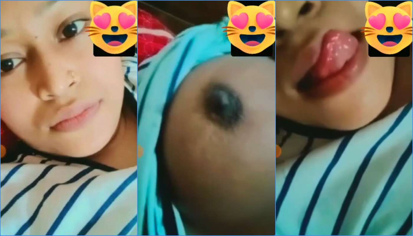 Beautiful Bhabi Showing