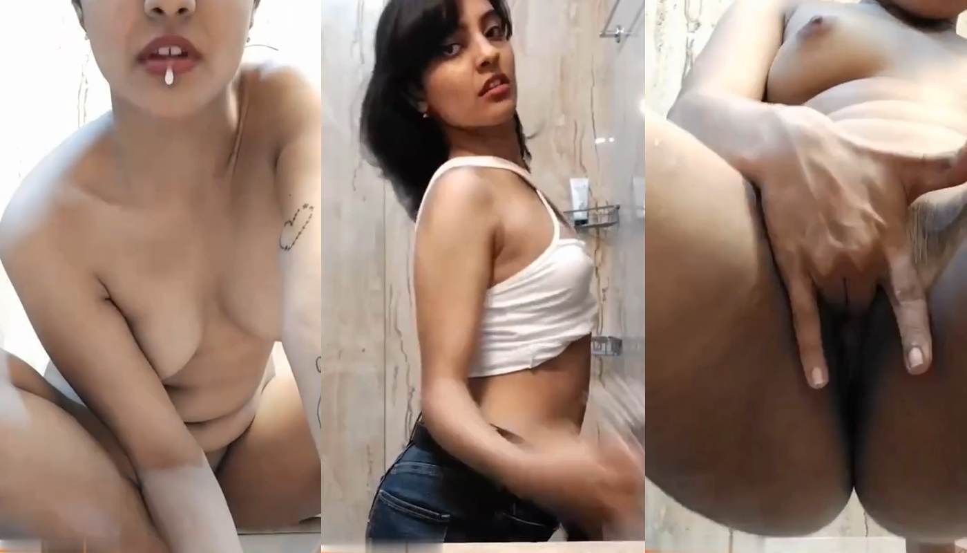 Sexy Insta model Charvi Bhatt masturbating in bathroom video